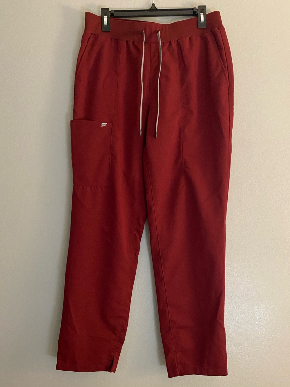 Fabletics Cargo Pants - Burgundy